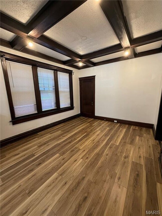 Foto del edificio - 5428 Nottingham Ave