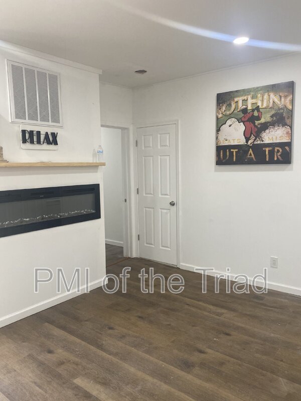 Foto del edificio - 1318 Ridge Ave