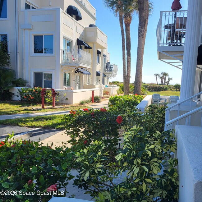 Foto del edificio - 8600 Ridgewood Ave