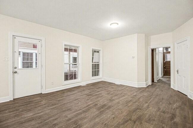 Foto del edificio - 145 S Pitt St