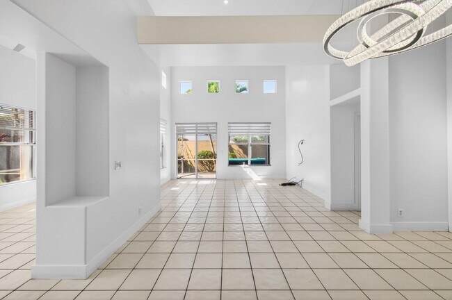 Foto del edificio - 7848 Travelers Tree Dr