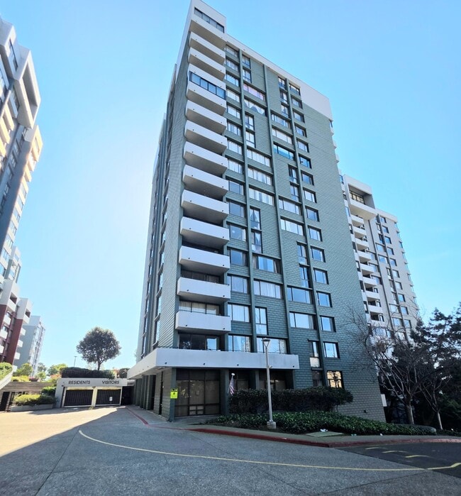 Photo - 555 Pierce St Townhome