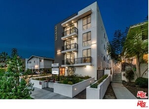 Building Photo - 3632 Keystone Av