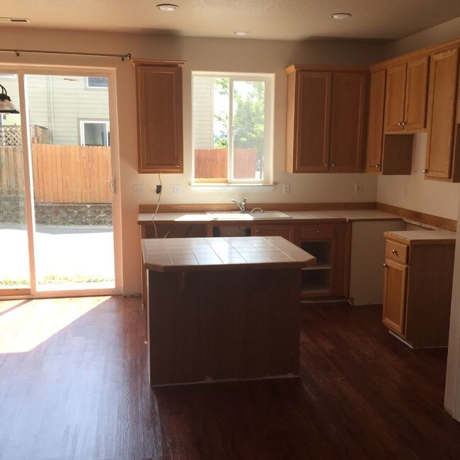 Foto del edificio - 5914 SE 16th Loop