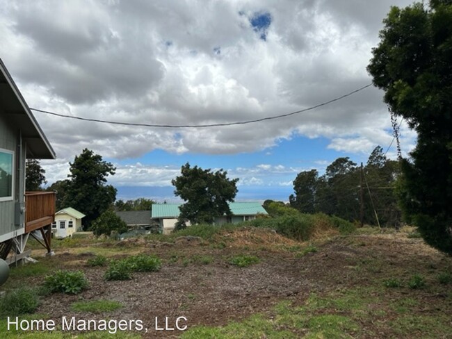 Building Photo - 2 br, 1 bath House - 1318 Kamehameiki Road
