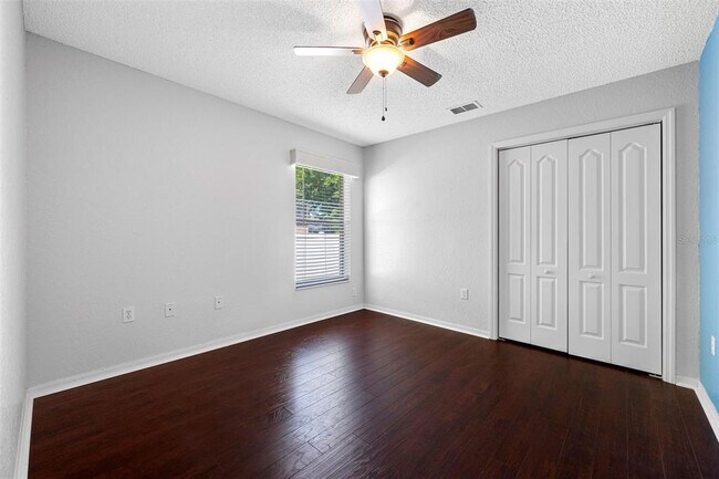 Building Photo - 1061 Archway Dr