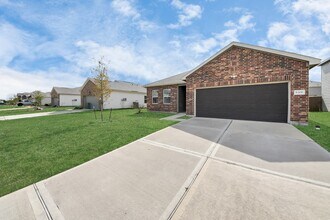 Building Photo - 6306 Highland Trl Dr