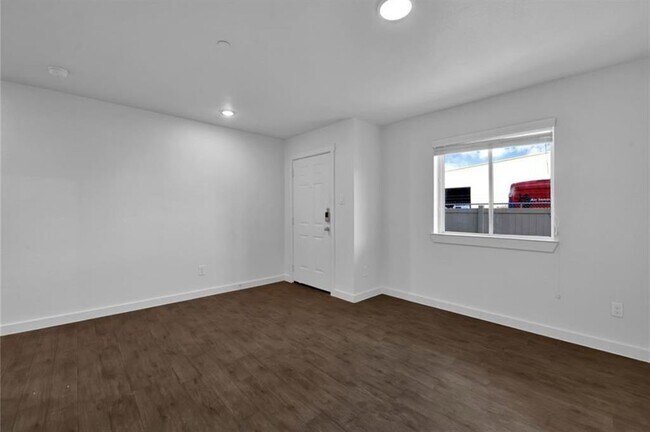 Building Photo - 12603 Telge Rd