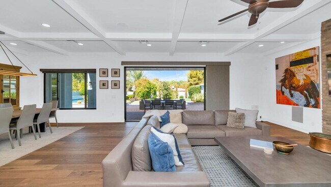 Foto del edificio - Rates Vary: $12,495 - $24,995
