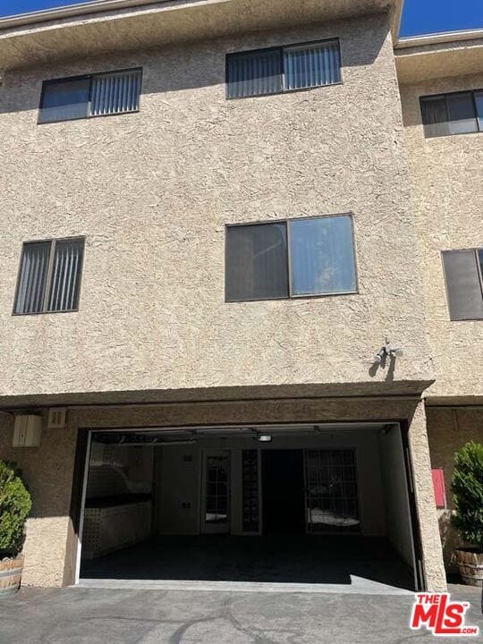 Foto del edificio - 15033 Sherman Way