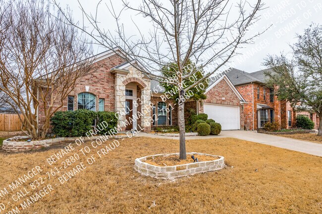 Building Photo - 4 bedroom Home in the Heart of Burleson Re...