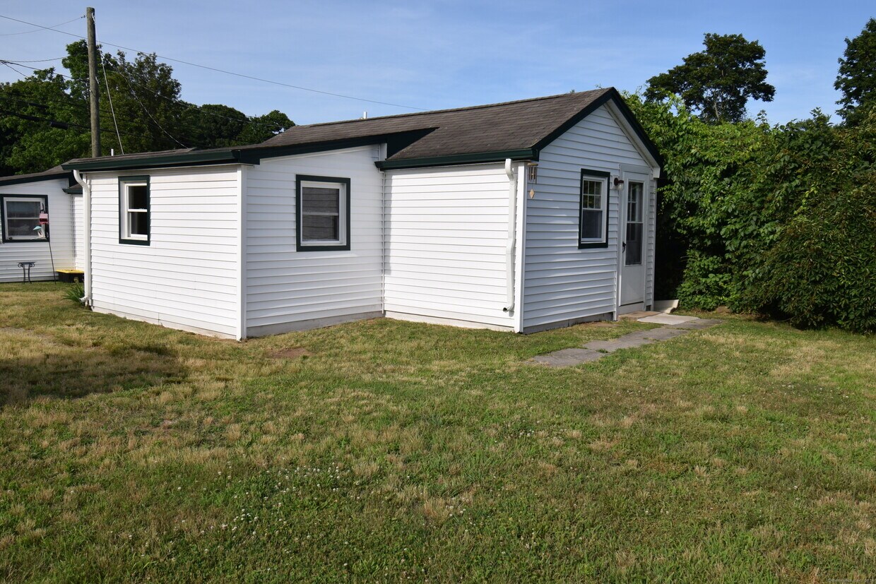 Primary Photo - 37 Dudley Ln