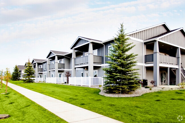 Building Photo - Park Villas