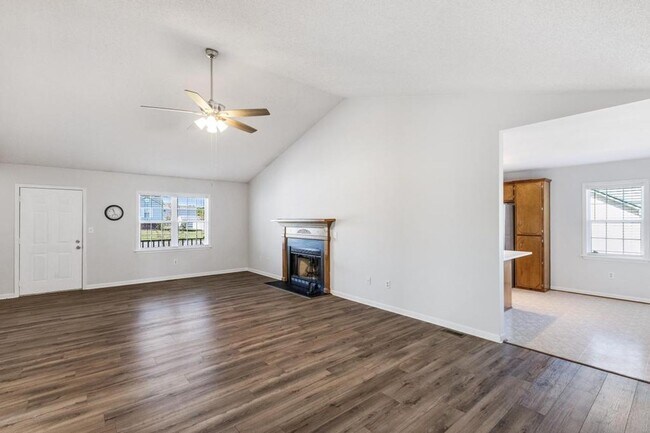 Foto del edificio - 4 Bedrooms/2 Bath Ranch Home!