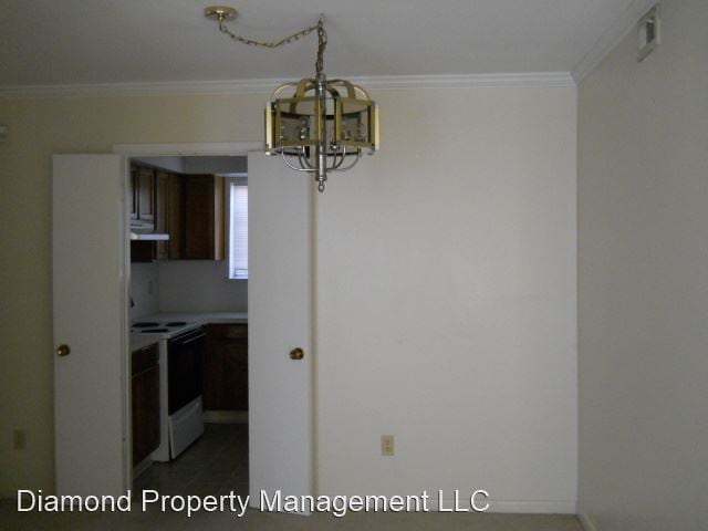 Building Photo - 3 br, 2.5 bath House - 10105 Los Altos Dr.
