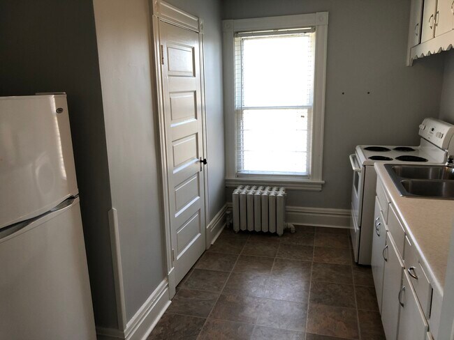 Foto del edificio - 416 La Salle Ave