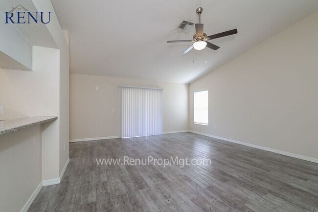 Building Photo - Available Now! $0 APPLICATION FEE!!!