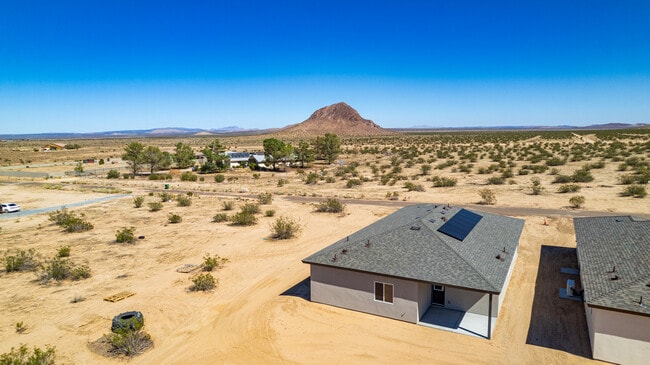 Building Photo - 17491 Granada Dr