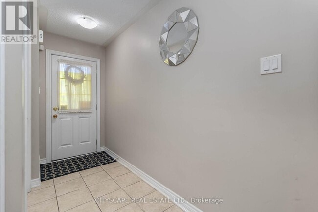 Building Photo - 40 Peach Dr