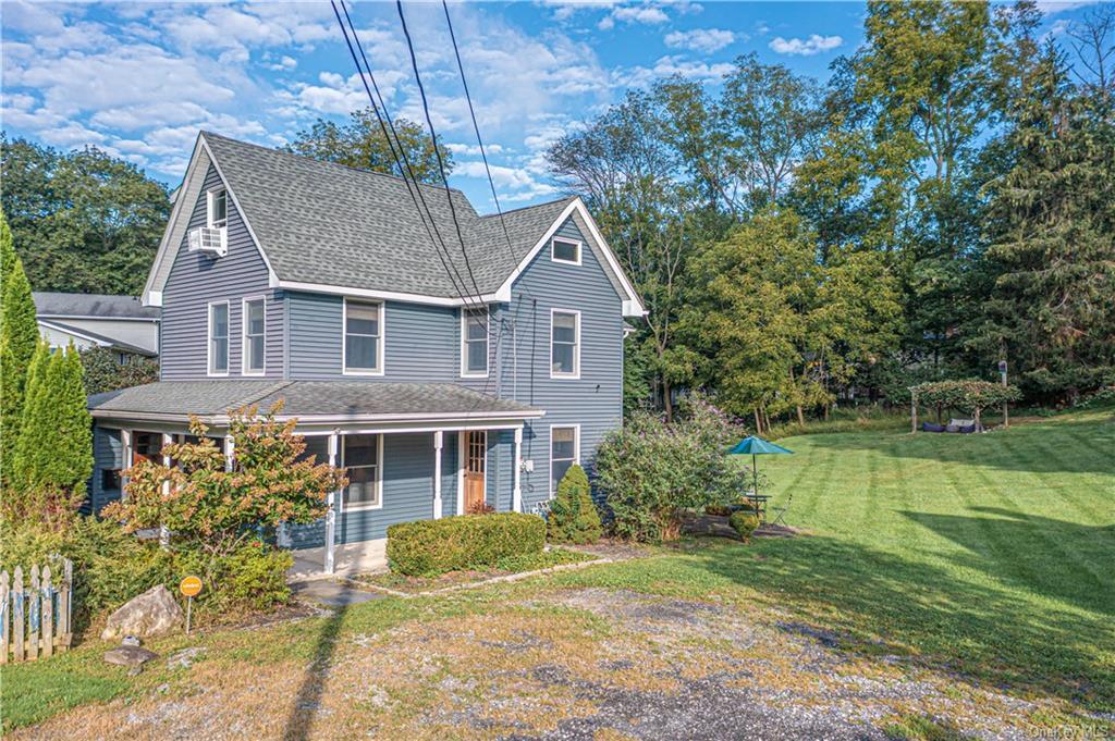 Primary Photo - 106 McEwen St