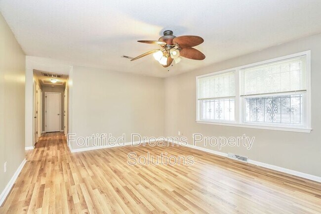 Foto del edificio - 2204 Celeste Ct