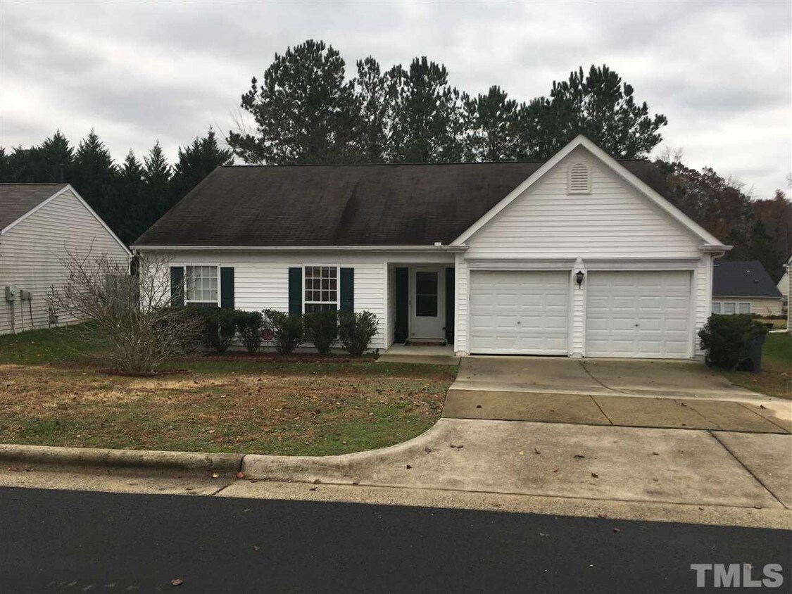 Primary Photo - 402 Kinship Ln