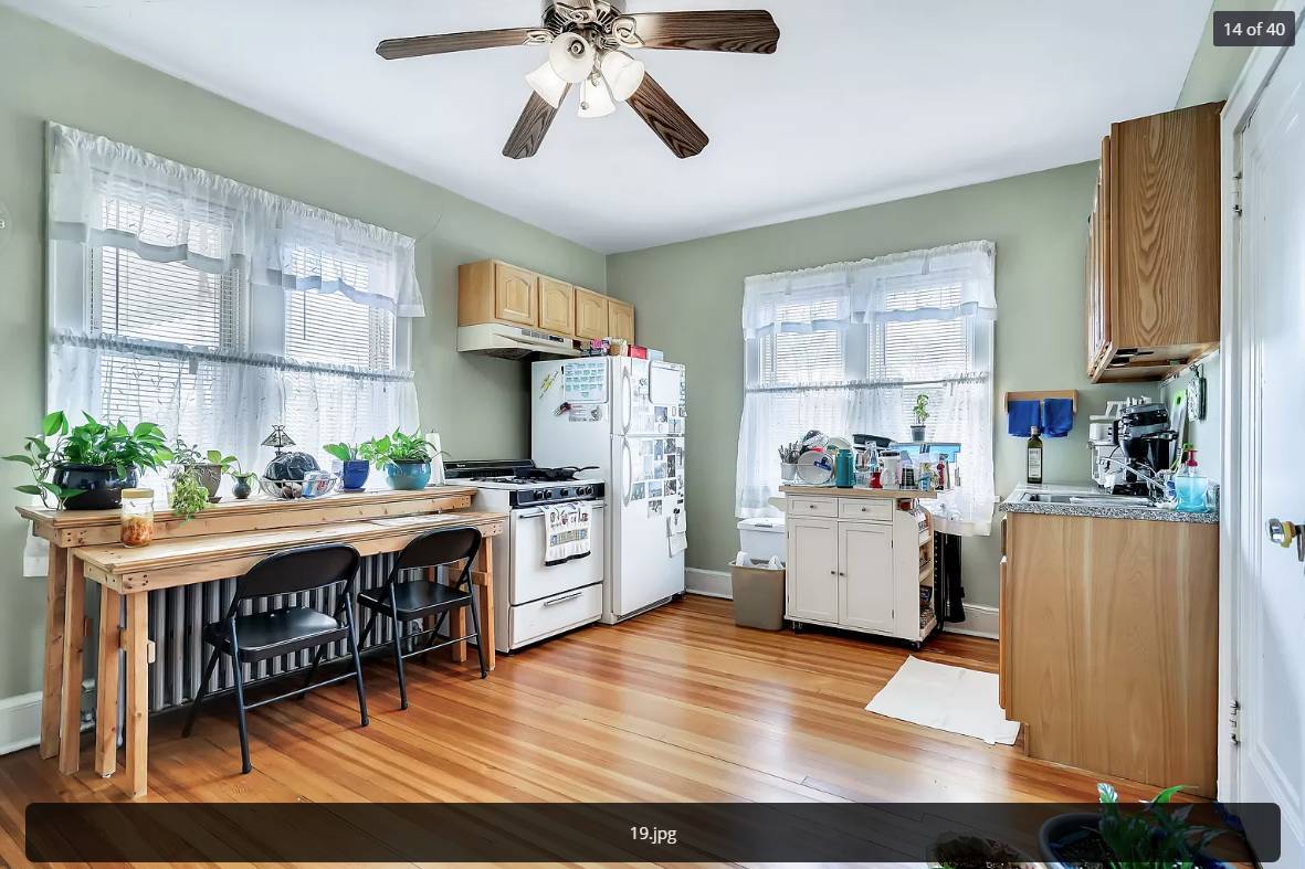 Kitchen - 238 Stone Ave