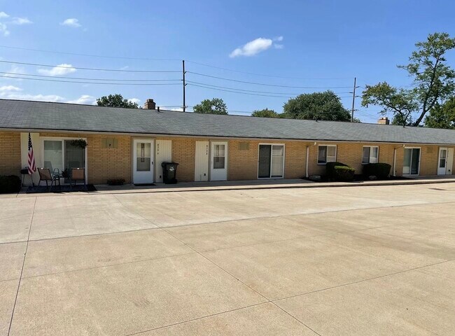 Foto del edificio - 8396 N Akins Rd