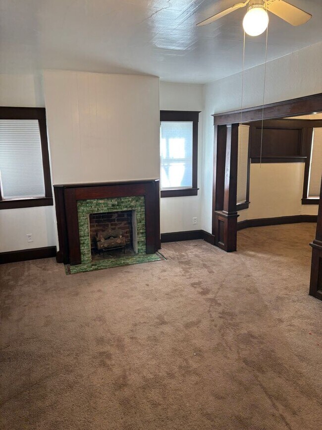 Foto del edificio - Great 2 Bedroom Available- $1,100