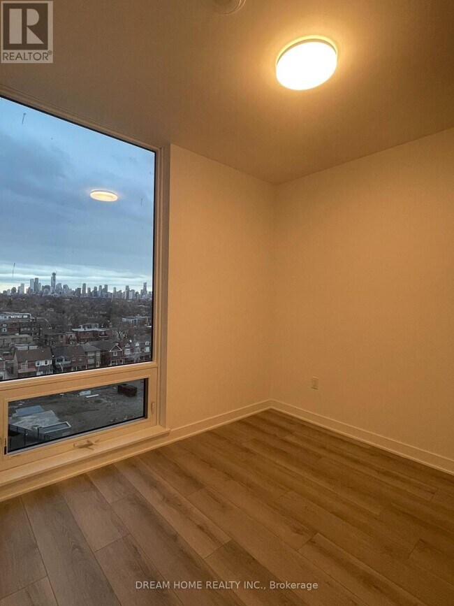 Building Photo - 1185 Dupont St