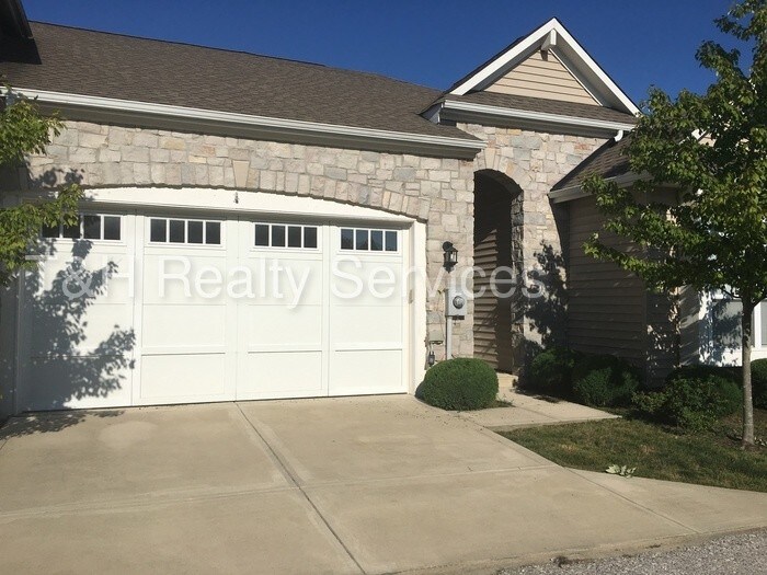 Foto principal - PENDING-Stunning Condo in Whiteland!