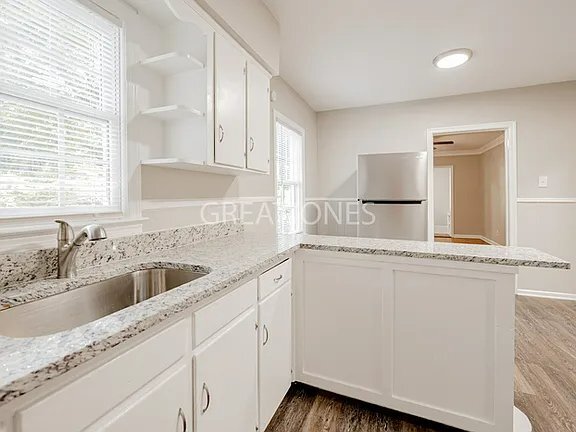 Foto del edificio - 1921 51st St