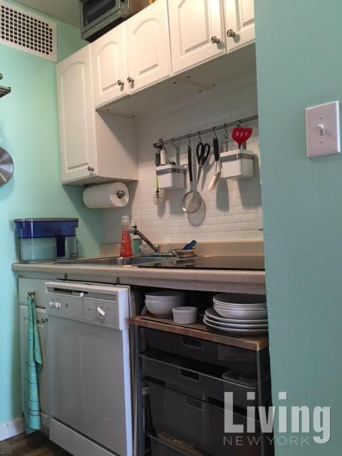 Primary Photo - 241 W 24th St