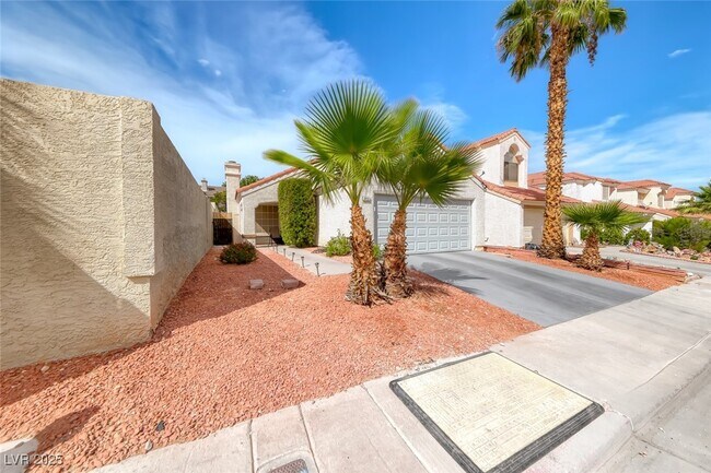 Foto del edificio - 9832 Cactus View Ave