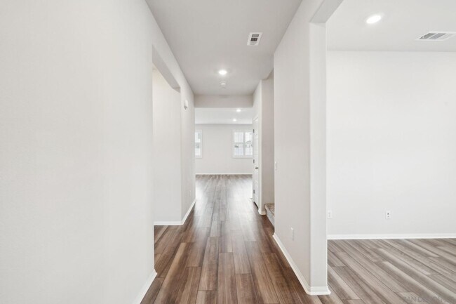 Foto del edificio - Beautiful and Spacious 5 Bedroom House in ...