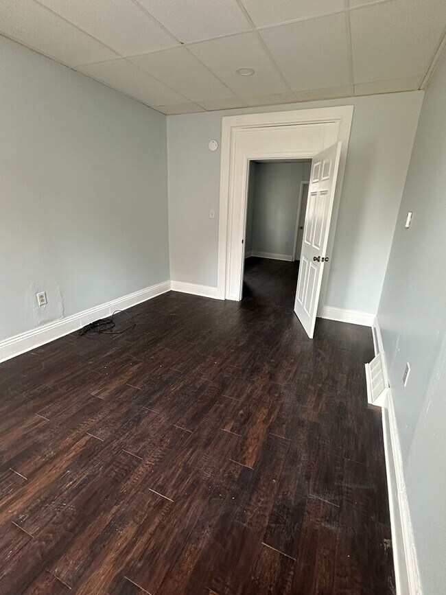 Building Photo - 119 S Belvidere Ave