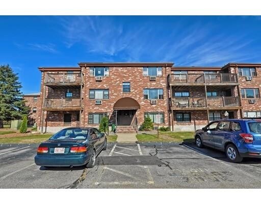 Foto del edificio - 16B Mayberry Dr