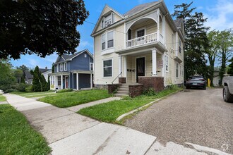 Building Photo - 528 S 5th Ave