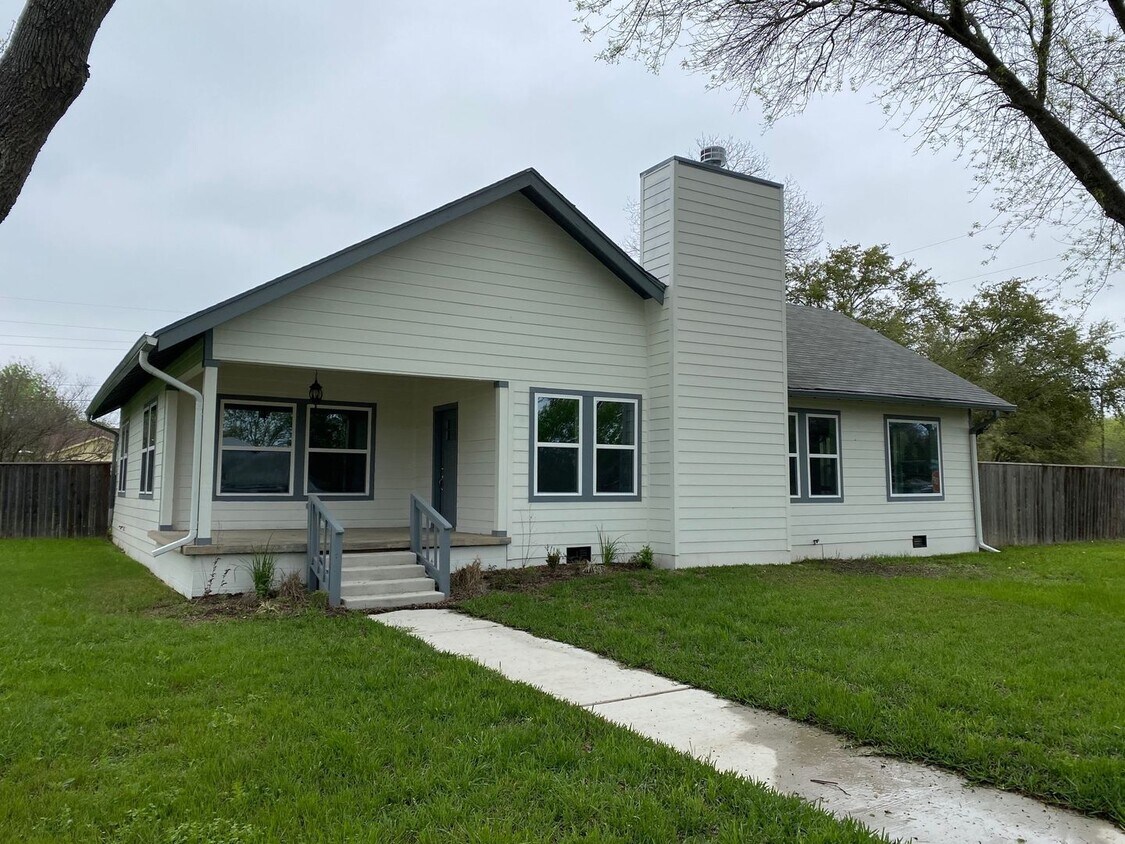 Foto principal - Beautiful 3/2 in Speegleville