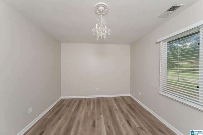 Foto del edificio - 2064 Edenwood Dr