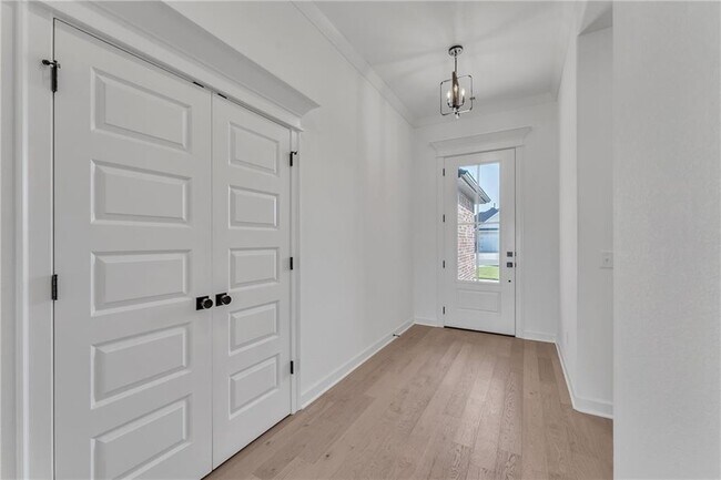 Foto del edificio - 2401 Abbott Ln