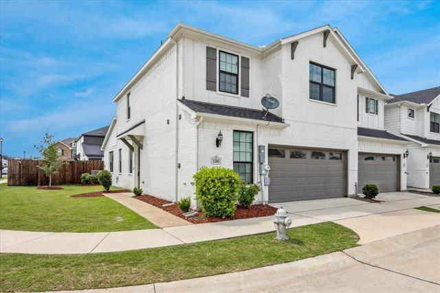 Foto principal - 1205 Lamar Dr