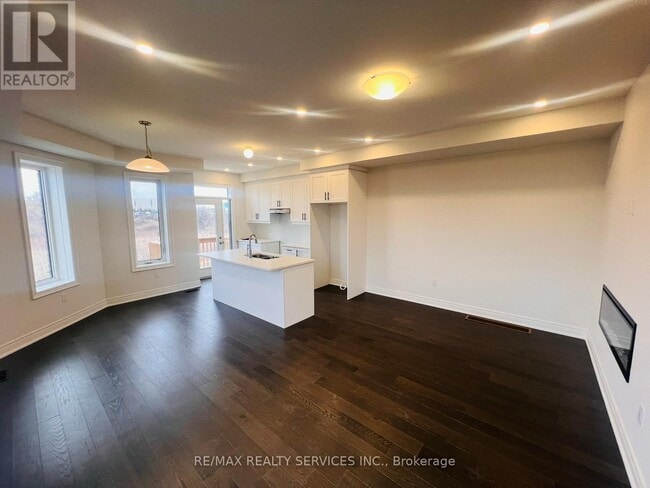 Building Photo - 20 Falby Rd