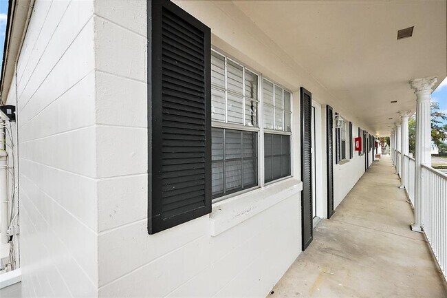 Foto del edificio - 420 S Palmetto St