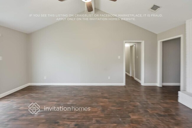 Building Photo - 11122 Kirwin Ln