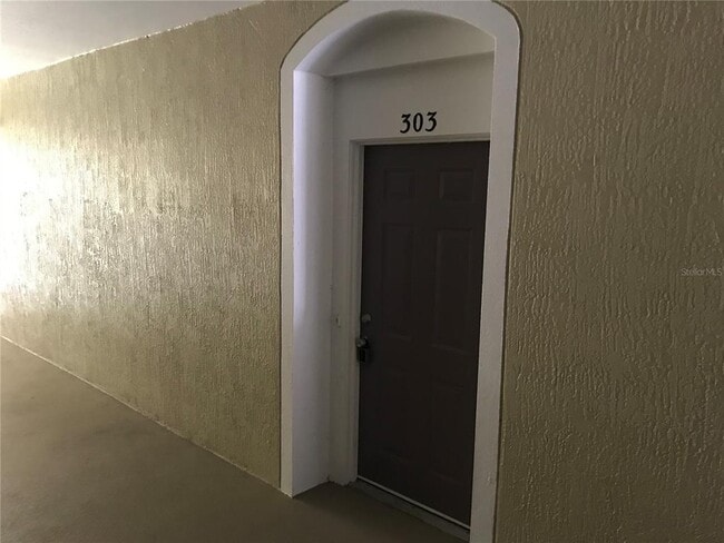 Foto del edificio - 588 Brantley Terrace Way