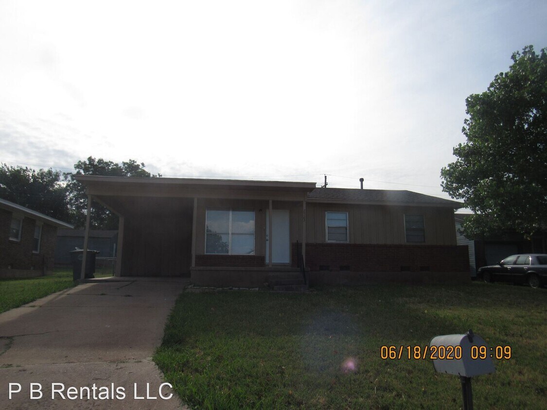 Primary Photo - 3 br, 1 bath House - 2523 NW 38th Place