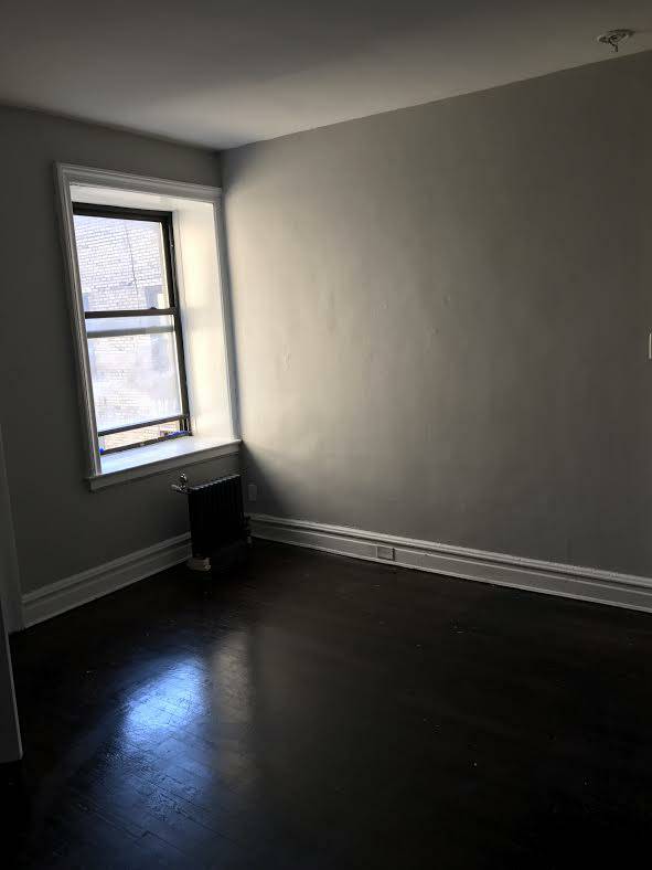 Foto principal - 195 Linden Blvd