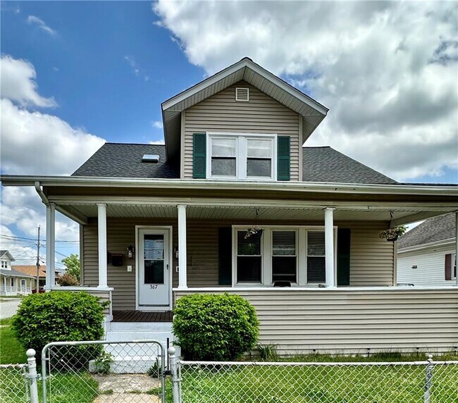 Building Photo - 367 Orient Ave