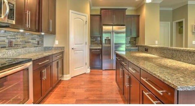 Building Photo - 3029 Calton Hl